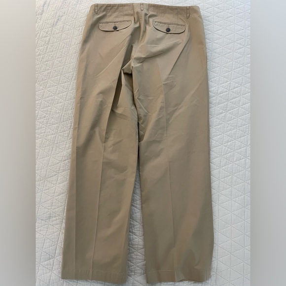 BURBERRY LONDON Relaxed Fit Chino Pant in Khaki Size 38 - Picture 6 of 6